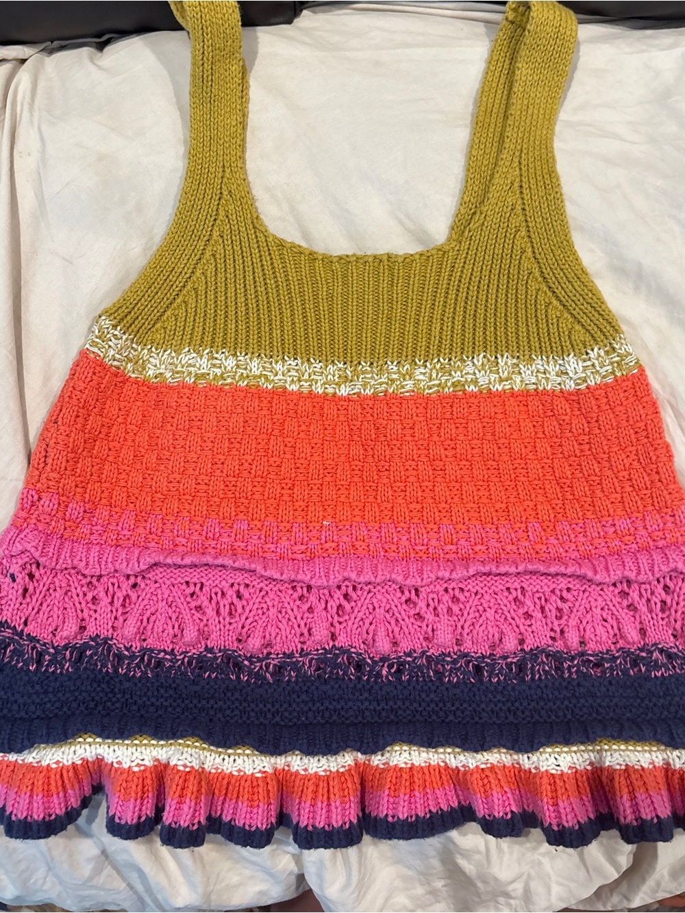 Entro Mustard pink & White Crochet Tank Top size large - Picture 6 of 6